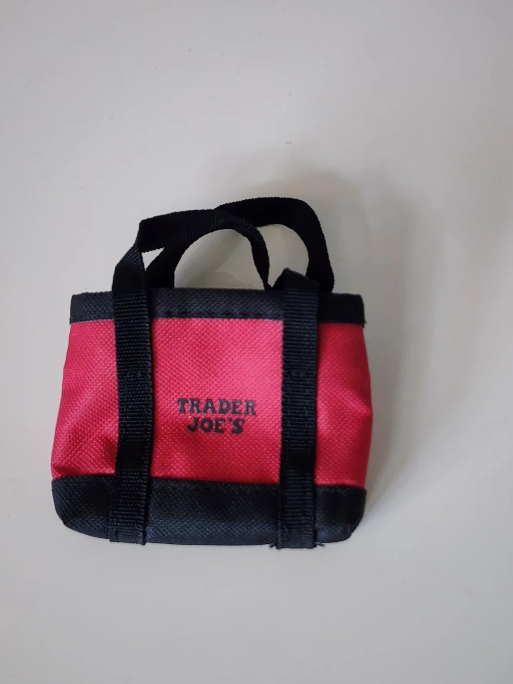 Trader Joe's Limited Edition Foldable Reusable Grocery Bag w/ Mini Storage Pouch